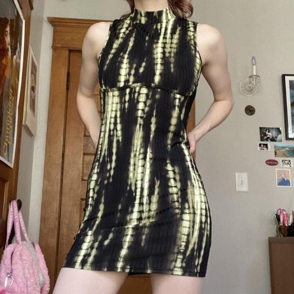 FOREVER 21 dress NWOT - Picture 8 of 8